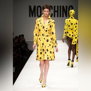 moschino spongebob trench coat size 6 RARE